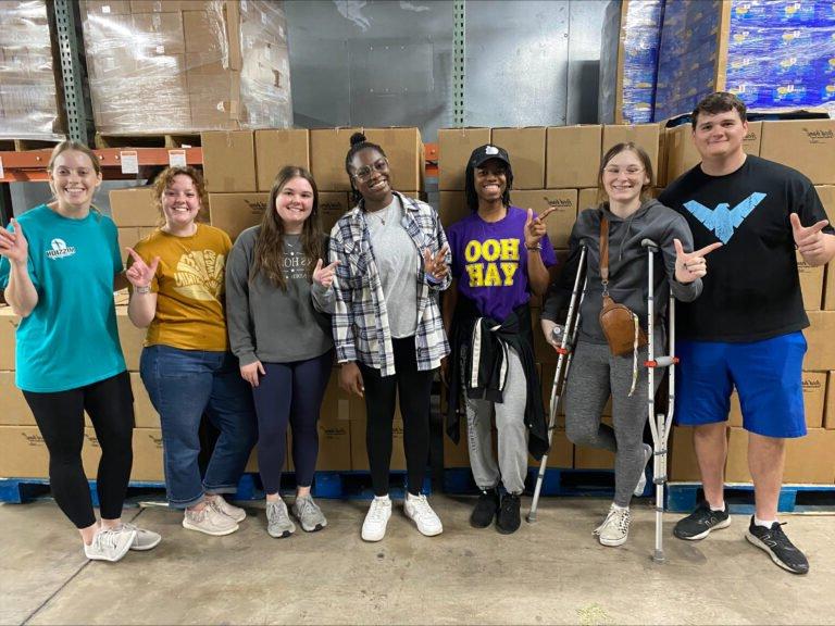 Members of Gamma Beta Phi volunteered at Serve Like SImmons.